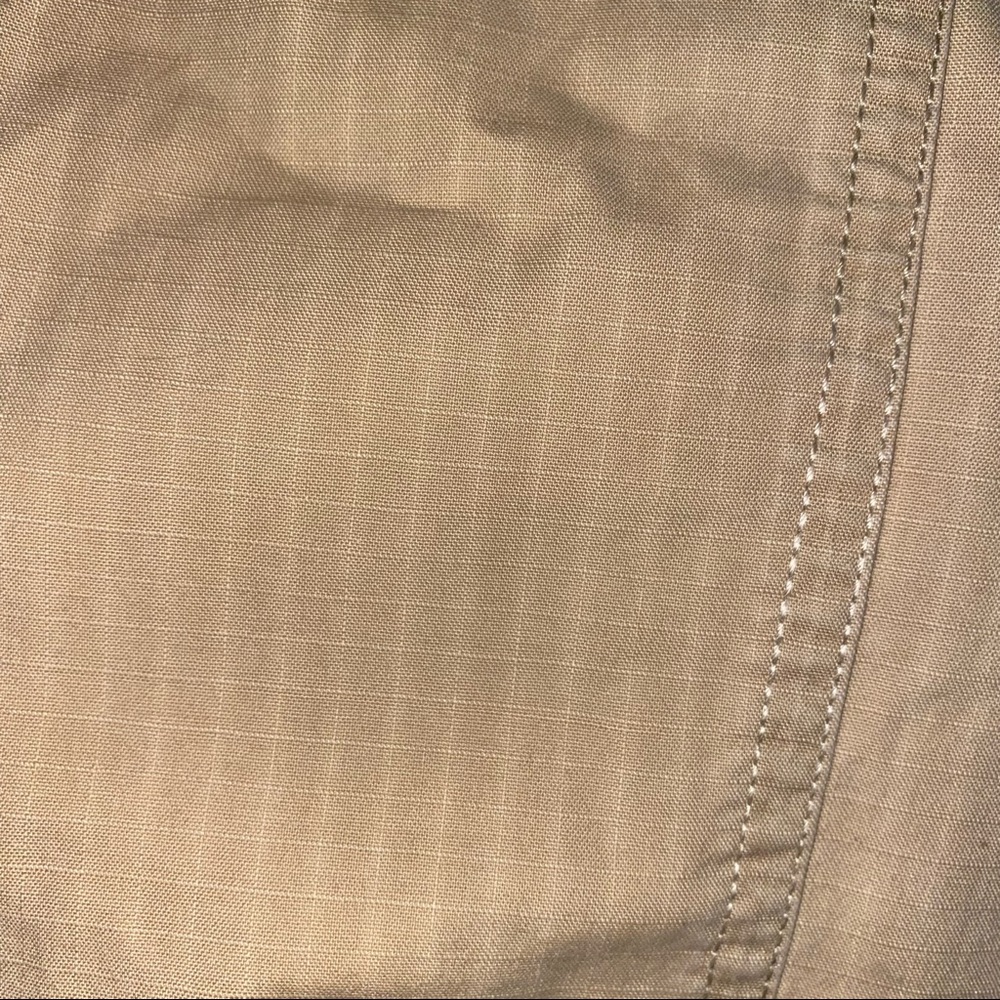 AUTHENTIC JEANSWEAR HIPSTER Junior Capris size 9. Tan - Picture 3 of 5